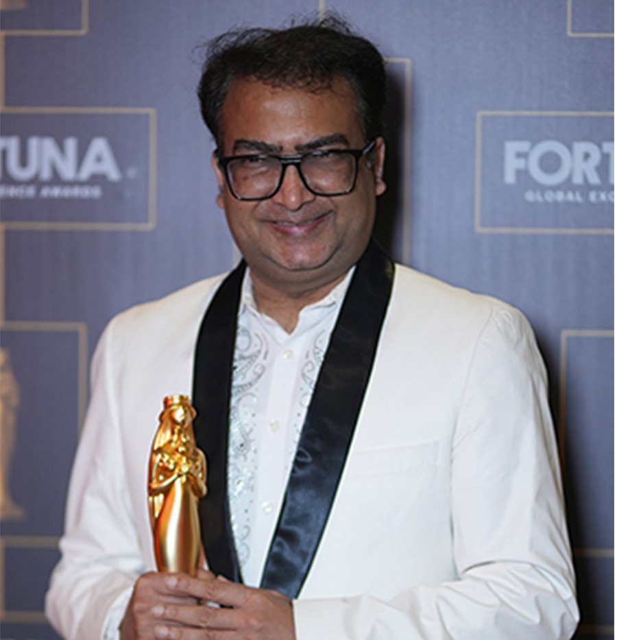 Dr. Praveen Gupta