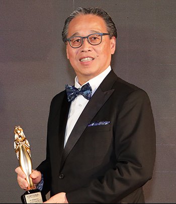 Dr. William Lee