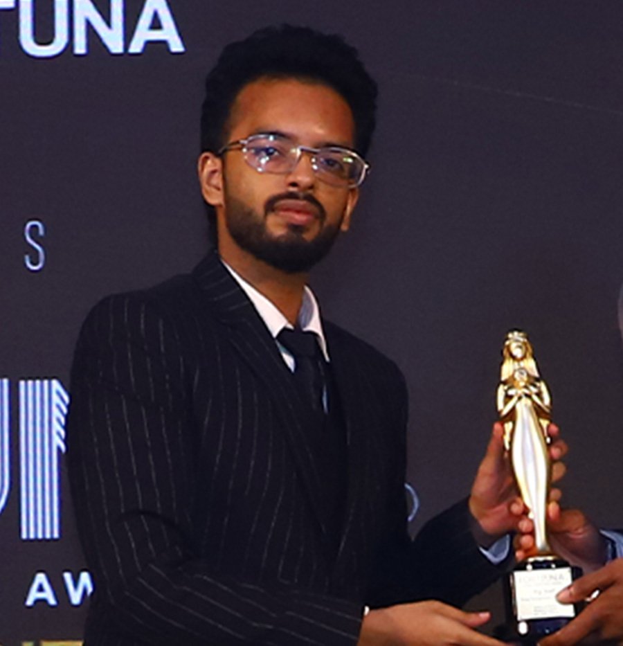 Raj Azad