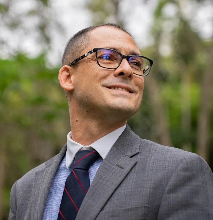 Dr. Ronny Castillo Gonzalez